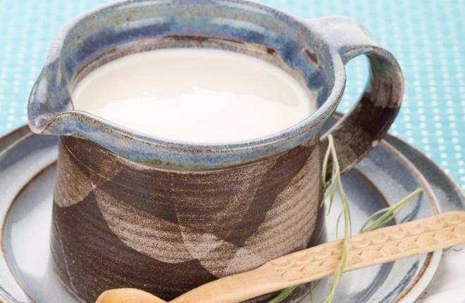 Barsak faaliyetlerini dzenleyen probiyotik rnler daha salkl bir sindirim ve baklk sistemine sahip olmanz salar. Probiyotikli kefir ve yourt gibi rnleri mutlaka tketmeye aln.