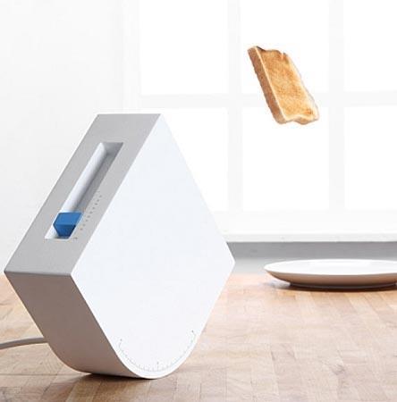 Pratik tost makinesi