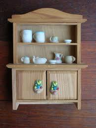 Ahap eyalarnz temizlemek iin sirke ve zeytinya (bir ka damla) karm hazrlayn. Eyalarnz hem temizlenecek hem de parlayacaktr