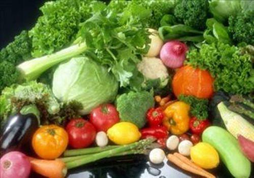 Piirdiiniz sebzelerin renklerini kaybetmemesi iin bir kesme eker ya da limon suyu koyun