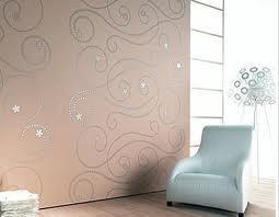 Duvar ktlarn yenilemek istediinizde eski ktlar kartmak her zaman sorun olur. Ilk su dolu bir kaba bir miktar bulak deterjan dkn ve karma batrdnz snger ile duvar ktlarn silin, kolayca kacaklardr.