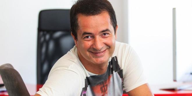 TV8 kanal�n�n sahibi Acun Il�cal�, �nemli reyting ba�ar�s� elde eden 'O Ses T�rkiye' ile ilgili fla� bir karar ald�.