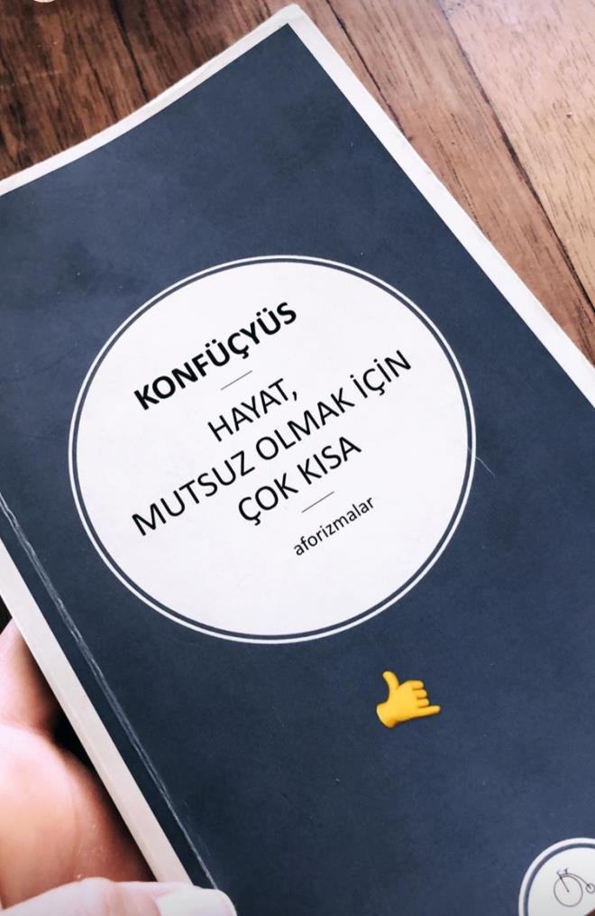 Damla Can--    Hayat Mutsuz Olmak in ok Ksa / Konfys