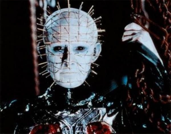<p>8. Pinhead</p> Filmin ad: Hellreiser <p>Yl: 1987</p> Ynetmen: Clive Barker