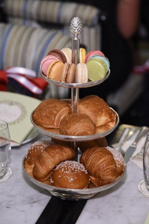 3. PARS    Kruvasan ve espressodan oluan kahvalts, peynir dkkanlaryla seyahat sevenlerin tartmasn en sevdii rota. Paris&#8217;e yeme ime ziyaret yapmak isteyenlerin en ok tercih ettii blge, Montmartre.