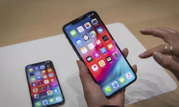 Rusya    iPhone XS Max (512 GB): 1868 dolar