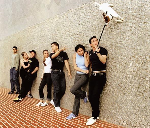 Bu fotorafta da benzer bir gz oyunu var tabii!