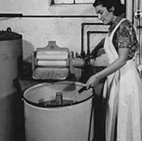 lk amar Makinesi : 1960 ylnda retildi.