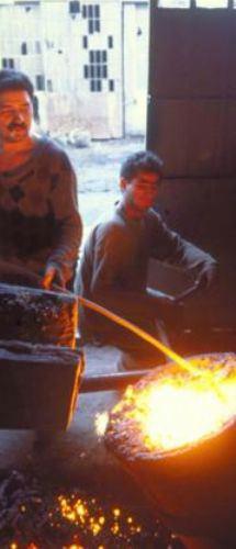 lk Trk Demiri: 10 Eyll 1939 ylnda Kardemir Karabk Demir elik letmesi tarafndan retildi. 10 Kg. bir hatra paketi dkld.