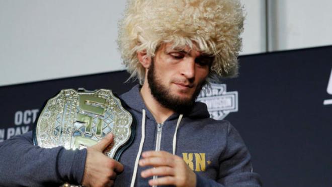 UFC ampiyonu Khabib Nurmugamedov olayl msabakadan sonra resmi Instagram hesabndan UFC&#8217;ye sitem dolu aklamalar yapt. Nurmugamedov, gerekirse szlemesini tek tarafl olarak fesih edebileceini syledi.