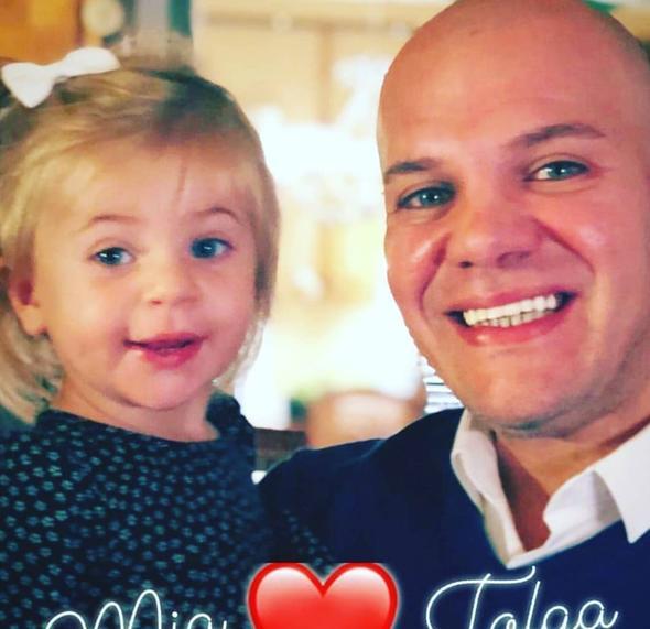 San kaztp sakallarn kesen Tolga Karel&#8217;in yeni imaj dikkati ekti.