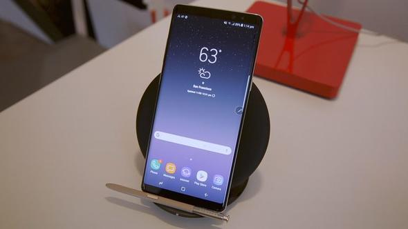 Samsung Galaxy Note 8  <br>  n kamera: 8 MPArka kamera: Her biri 12 MP ift kamera