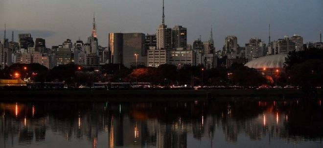 13. Sao Paulo: Dolar milyarderi says 33