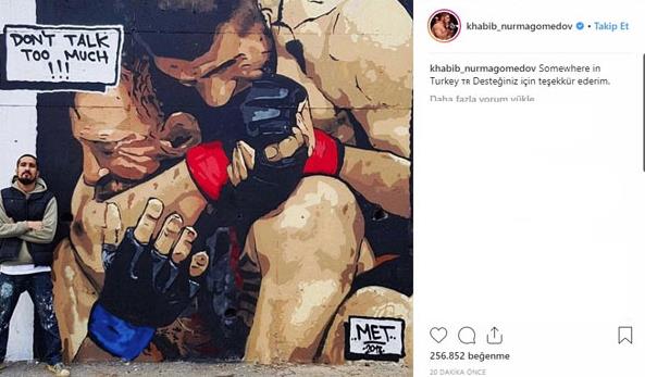 Khabib Nurmagomedov, mesajna Trke olarak, 'Selamun Aleykm stanbul. Benim adm Khabib, naslsnz?" diyerek balad. Khabib daha sonra&#894; 'nallah ok yaknda oraya geleceim' dedi.