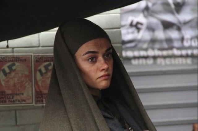 HANDE SORAL DA KADRODA: Erturul Bey'in yeni sezonda ak olaca kz da gzel oyuncu Hande Soral'n oynayaca ortaya kmt.