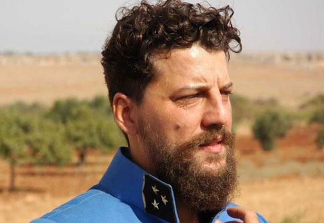 Dizide Yunan komutan rolne hayat verecei konuulan lker Aksum, geen sezon yine ayn yapm irketinin TRT iin hazrlad "Mehmetik Ktl Amare" adl dnem dizisinin kadrosunda yer almt. Canlandrd Cox karakterindeki performansyla beeni toplayan dll oyuncu, bu sezon ise "Dirili Erturul"da seyirci karsna kacak.