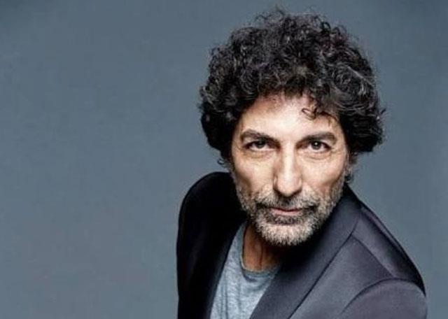 MUSTAFA UURLU KMDR? Mustafa Uurlu, 25 Kasm 1955 tarihinde Konya, Karaman'da domutur. 5 kardetirler. Oyuncu Ahmet Uurlu abisidir.