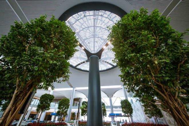 Toplam 780 kiilik bir ekiple havalimannn, altyap, gvenlik, havaclk, i uygulamalar ve yazlm gelitirme gibi 5 ana sisteminden sorumlu olacak GA Biliim, yerli mhendislerin gelitirdii milli sistemleri kullanacak.