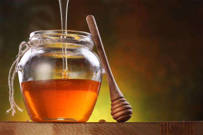 Bal arlar iklim deiikliinden en fazla etkilenecek trlerin banda geliyor. Gnmzde bile ulalmas bir hayli zor olan doal bal, yakn zaman iinde vedalamak zorunda kalacamz besinlerden biri olarak gsteriliyor.