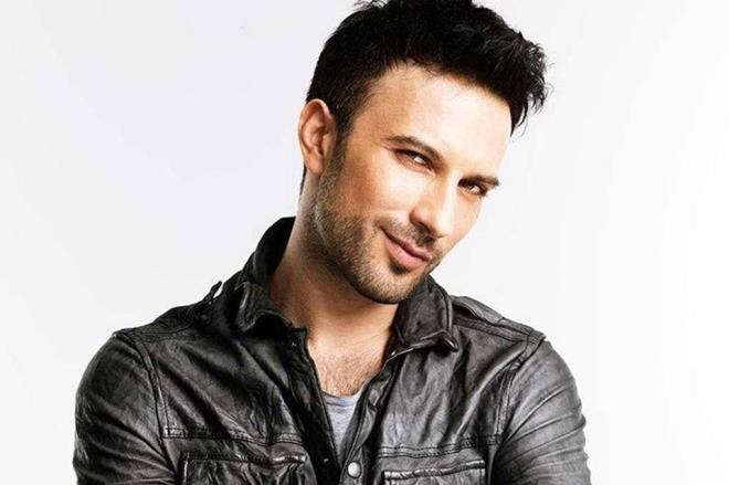 Tarkan da emlak yatrm yapanlardan. Sperstar'n yatrm yapt yerler arasnda Tarabya Smer Korusu, Arnavutky, Beykoz ve Manhattan var.