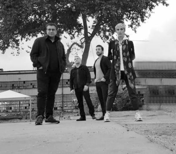 Olgun bir cmle<br>    Sla&#8217;ya gemi olsun mesaj attmda ok bilge bir yant geldi ondan.  Kar tarafa kzgnlk, fke ya da intikam iermeyen.  Ama aslnda &#8216;cuk&#8217; oturan bir yant: Tekamlne bir ara hediye edebildiysem ne l.