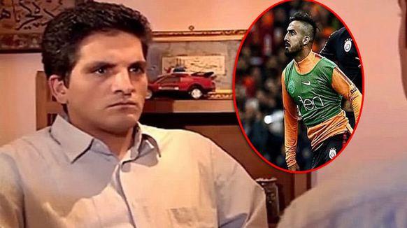 Mudat elik - Deli Hikmet  <br>  Sar Krmzllara bu sezon transfer olan ama en byk Galatasarayl'dan daha fazla Galatasarayl olan Mudat! Bu karakterini derbi sonrasnda kan olaylarda gsterdi.    Mudat'n Jailson'u kovalamas ve mimikleri ona "Deli Hikmet" benzetmesini yaptrd.