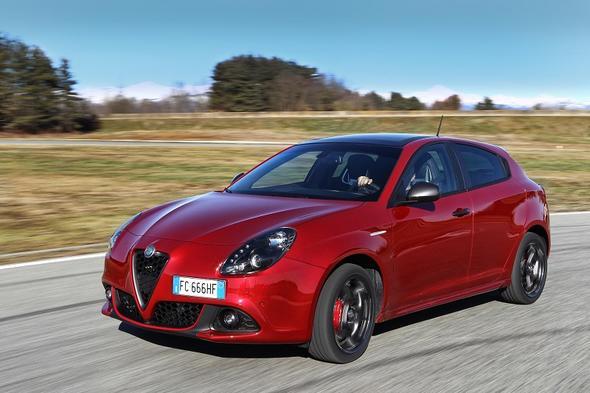 Alfa Romeo Giulietta<p>      Eski Sat Fiyat: 164.500 TL<p>      Yeni Sat Fiyat: 148.050 TL<p>      ndirim Miktar: 16.450 TL
