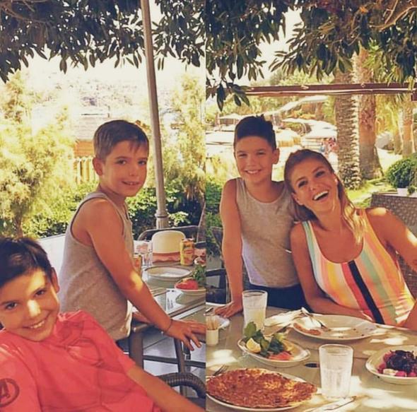 * Ben daha nce de ok olay yaadm. Bu en uzunuydu. Sakin olmak en byk art. Ben yllar nce byle miydim? Sabr&#8230; Kendine ait olan bir yer var, ait olmayan bir yer var.  <br>  * Benden yeni bir ben kardlar. Bu olaylar beni ok daha gl ok daha mdanasz yapt. Eskiden annem ne der, komu ne der durumu vard. Artk yok.