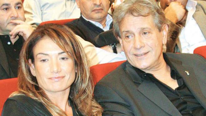 BOANIYORUZ SEBEBN SORMAYIN! : Neco geen ay yapt aklamada ei dil Erge'den boanmak iin 8 Ekim&#8217;de Bodrum&#8217;da dava atn sylemiti. Boanmann skntl geceini syleyen Neco, &#8220;Boanyorum. Anlamal bir dava deil. Birbirimizden isteklerimiz var, ekimeli bir dava olaca iin ne zaman boanrz bilmiyorum&#8221; demiti.