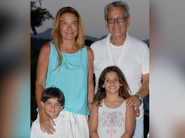 Konuyla ilgili olarak telefonla ulalan dil Erge&#8217;nin Avukat mer Kayran, yaanan olayla ilgili ayrntl bilgi veremeyeceini ifade ederek &#8220;Mvekkilimin haklar gizlidir. Kendisinin bilgisi olmadan konuyla ilgili aklama yapamam&#8221; dedi.