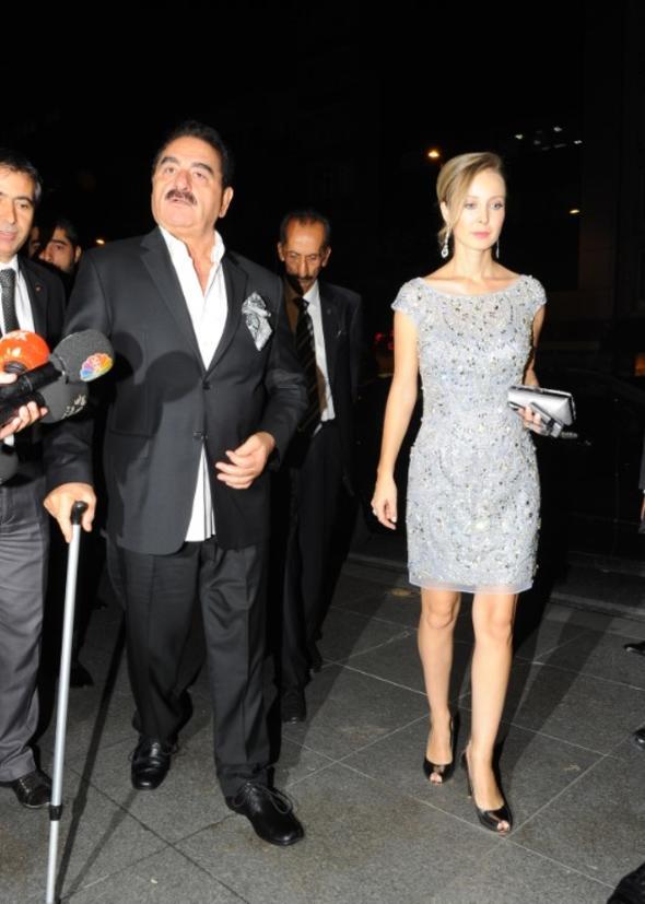 * Bende olaylar bir ey olunca olmaz. Birikir. Kar tarafa da sylerim &#8216;ban doluyor limit&#8217; diye. Bu yllarn birikimiydi. Bundan sonra o da bana krc olur. Ben de ona krc olurum. kili ilikiler farkl, gnlk hayatnda baka.  <br>  * Ben brahim Bey&#8217;i gerekten ok sevdim. Duygular bitip yerini kzgnla, fkeye brakmaya balaynca&#8230;    * Bakmayn onun byle eyler sylediine, o da <br>artk benimle olamaz.