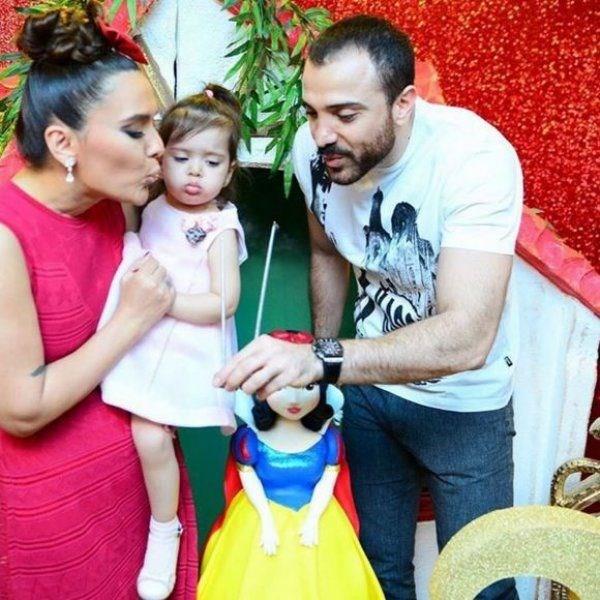 "Kzm sayesinde Okan'a kar yumuadm. Evde btn fotoraflar kaldrdm. Ayrlmay dnmyordum. u an iyiyim psikolojim dzeldi. Okan iin her eyin iyi olmasn istiyorum."