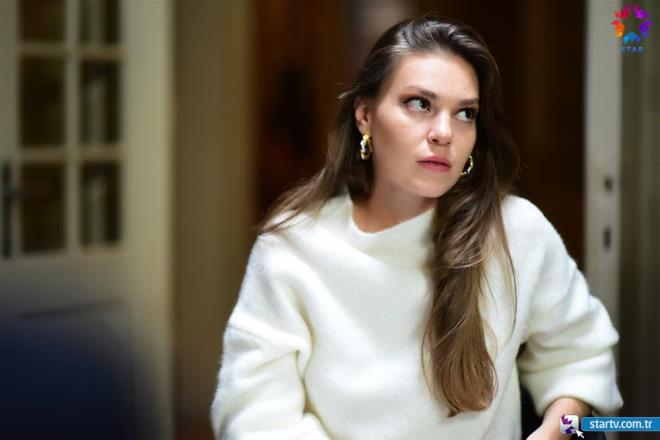 PEK DZNN SON BLMNDE BAKA NELER OLDU: Garip nianls Esma&#8217;nn ailesini evinde arlamak istedi. Fakat bu durum Faruk&#8217;un pek houna gitmedi ve ne yapacan bilemedi.