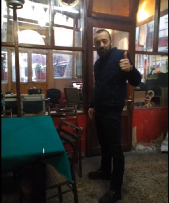 Dizi bittikten sonra teklif gelmedi. Simit, sandvi sattm hatta kahvede altm. Elimiz ayamz tutuyor ok kr. Ben hi o byl dnyaya kaptrmadm kendimi.