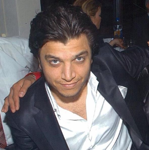 Gnaydn&#8217;da yer alan habere gre, Befrin Harputlu'nun beendii pantolonun siyah rengi yoktu. Harputlu maaza alanlyla bu olay nedeniyle tartmaya balad. nl trkc, "Siz benim kim olduumu biliyor musunuz? Ben Yusuf Harputlu'yum" diye barp hakaret ierikli szler syleyerek maaza alan iki kadn yumruklamaya balad.