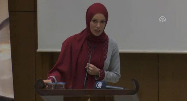 Ge�ti�imiz aylarda verdi�i bir r�portajda �z�elik, �u ifadeleri kullanm��t�: