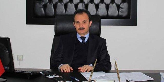 <p>Sleyman Kln - AK Parti Adyaman Belediye Bakan aday</p>    <p>1965 ylnda Adyaman'da doan Sleyman Kln, orta renimini Adyaman mam Hatip Lisesi'nde tamamlad, daha sonra ukurova niversitesi Tp Fakltesi'nden mezun oldu. Uzun yllar Adyaman'da uzman tabip olarak grev yapan Kln, 4 dnem Adyaman Tabip Odas Bakanl ve 1 dnem de Tabip Odas Onur Kurulu Bakanl grevini yrtt. Kamuda ve zel hastanelerde bahekimlik ve yneticilik de yapan Sleyman Kln, Adyaman niversitesi Tp Fakltesi Beyin Cerrahisi Blmnde retim yesi olarak grev yapyordu. Evli ve  ocuk babas, ngilizce bilen Kln'n, nceki dnemlerde AK Parti Adyaman milletvekili aday adayl bulunuyor.</p>