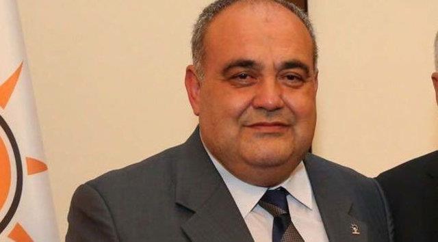 <p>Yusuf Ziya Aldatmaz - AK Parti Bartn Belediye Bakan aday</p>    <p>Bartn'da 1965'te dnyaya gelen Yusuf Ziya Aldatmaz, ilk, orta ve lise renimini burada tamamlad. Aldatmaz, lisans eitimi ve askerlik sonras, 4 nesilden beri devam eden aile meslei gda maddeleri toptancl iini babasndan devrald. Aldatmaz, 2000-2002 yllar arasnda Anavatan Partisi&#8217;nde Merkez le Bakanl, 2011 ylnda Adalet ve Kalknma Partisi l Ynetim Kurulu yelii, Bartn Kemerspor Kulb Bakanl, Bartn Spor Kulb yneticilii, Bartn niversite Dernei yneticilii, Bartn Ticaret ve Sanayi Odas Disiplin Kurulu Bakanl, Bartn Toptanclar Sitesi Ynetim Kurulu Bakan Yardmcl yapt. Mstakil Sanayici ve adamlar Dernei (MSAD) Ynetim Kurulu yesi olan Aldatmaz, 5 Kasm 2017 tarihinde yaplan kongrede AK Parti Merkez le Bakan seildi. Yusuf Ziya Aldatmaz, evli ve iki ocuk babasdr.</p>