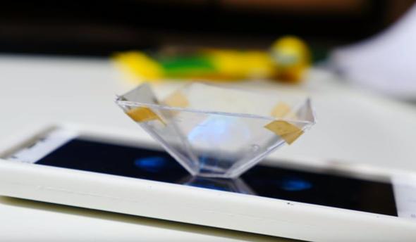 Ve bu kestiimiz paray aynen telefonun ortasna koyun.