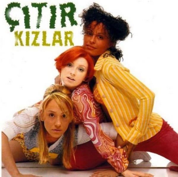 ITIR KIZLAR Yine Yonca Evcimik'in giriimiyle 1996'da kuruldu.