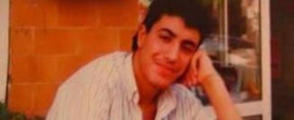 OYA- BORA Oya Kmen ve Bora Ebeolu'nun arklar da 90'lar genliinin hafzasnda silinmez bir yer elde etti.