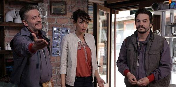 Ahmet Kural'la birlikte rol alan Bakan, oyuncunun Sla'yla yaad olaylarn sorulmas zerine, "Olmamas gereken bir olayd. Ahmet tamamen suludur. ok zc bir olay" ifadelerini kulland.