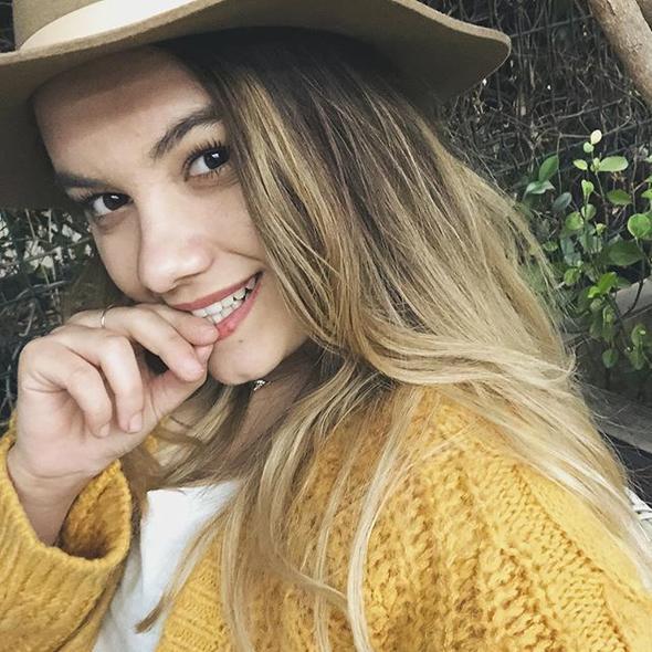 <p>Baak Karahan </p>  <p>  Abone says: 1.7 milyon </p>  <p>  Tahmini aylk kazan aral: 1.6 - 25 bin dolar</p>