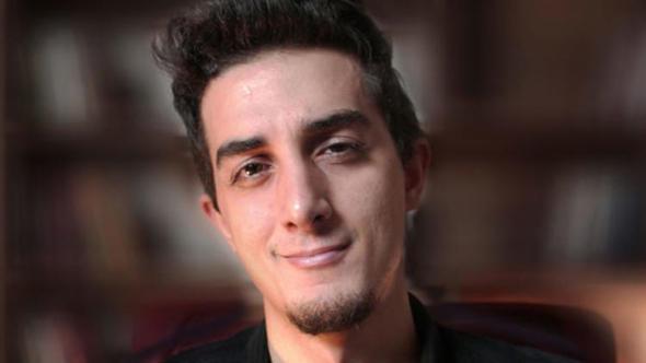 <p>Ruhi enet </p>  <p>  Abone says: 3.3 milyon </p>  <p>  Tahmini aylk kazan aral: 2 - 130 bin dolar</p>