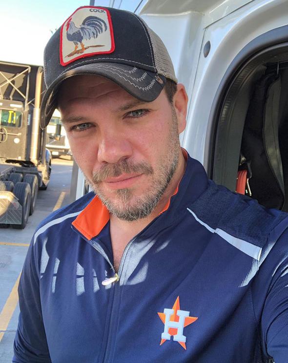 BELK HAYATIMI FLM YAPABLRM    Renkli dnyadan byle bir hayata...Benimkisi enterasan bir yaam hikayesi ... leride kendi hayatm film yapabilirim.