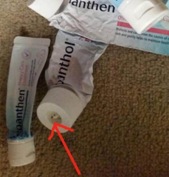 la tplerinin kapandaki knt  <br>  la tplerinin kapandaki delik, ilacn koruyucu kadn kolayca delebilmeniz iin dnlmtr.