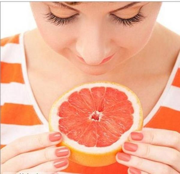 Turungiller: Portakal, limon, greyfurt gibi C vitamini yksek besinler yan daha hzl zlmesini ve darya daha kolay atlmasn salyor.