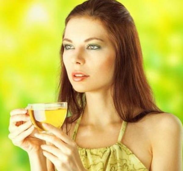 Yeil ay: Yeil ay vcutta yap depolanmasna engel olmasyla biliniyor. Gereinden fazla tketmediiniz srece metabolizma hzlandrc etkisi de var ve yeil ay yardmyla kolayca zayflayabilirsiniz.