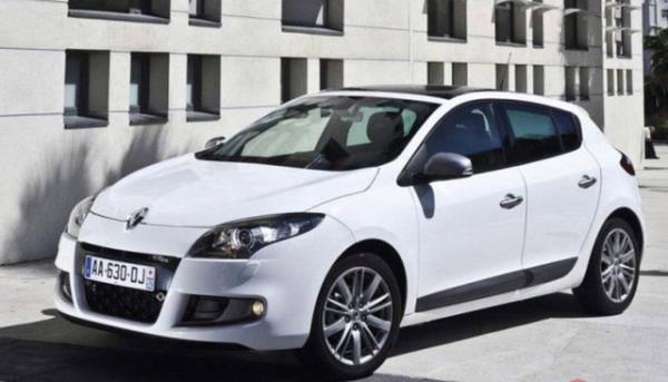 2011 Renault-Megane-GT