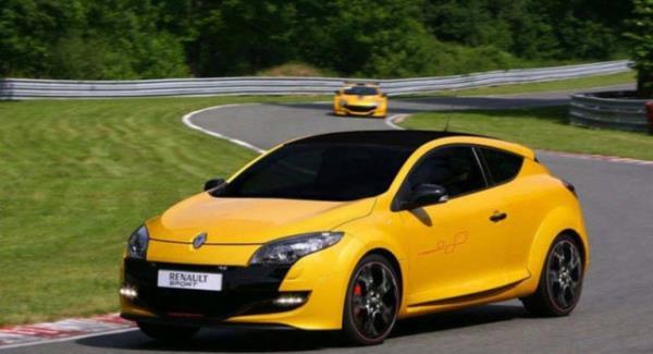 2012 Renault-Megane-RS-Trophy